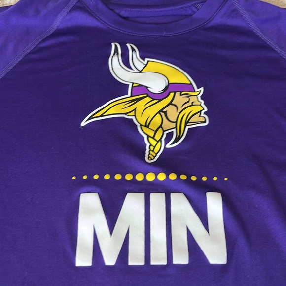 Under Armour Minnesota Vikings tee size small - Picture 2 of 5